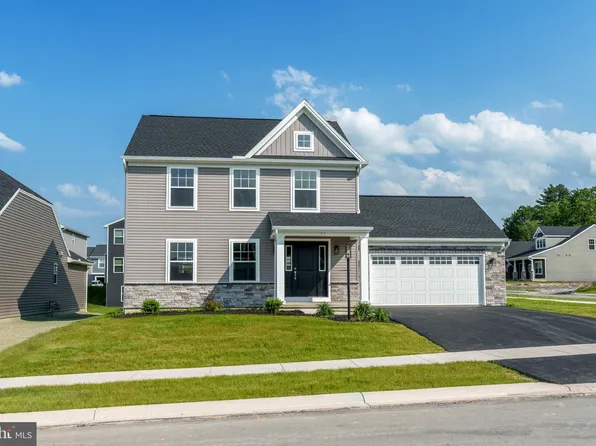196 Buck Moth Way, Port Matilda, PA 16870