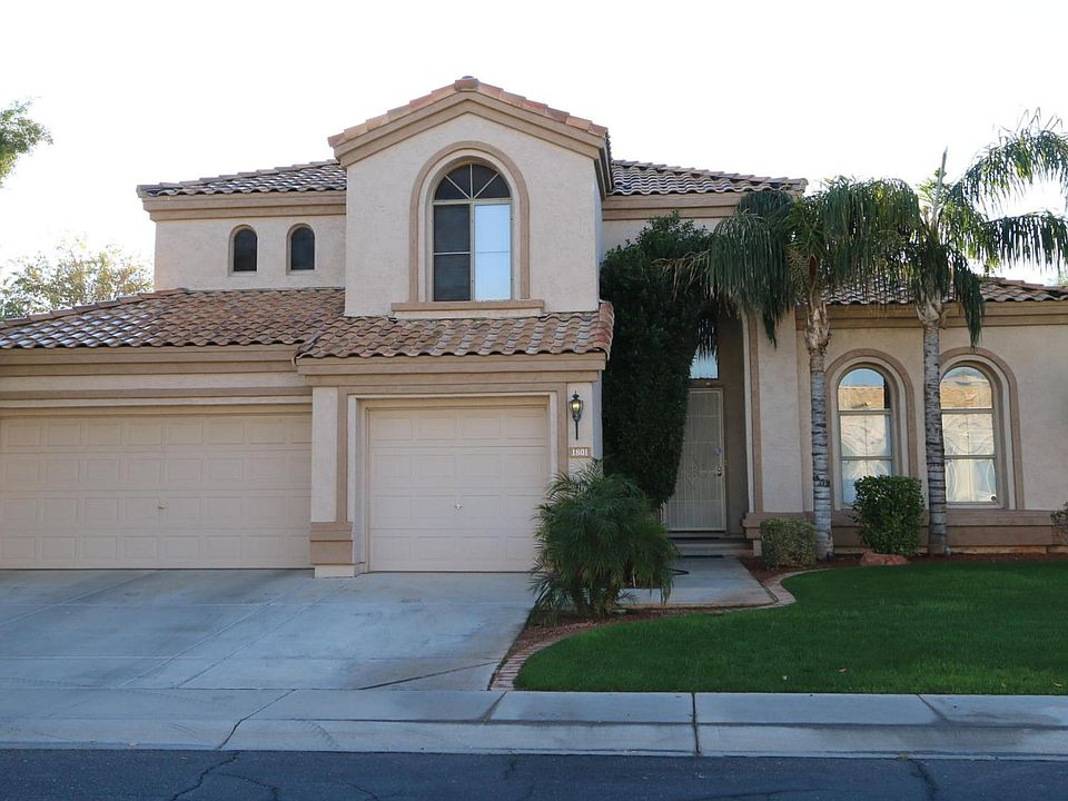 1st image of 1801 W Goldfinch Way