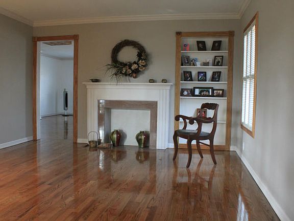 4th image of 1251 Devon Dr