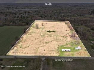 2255 E Blackmore Rd, Mayville, MI 48744