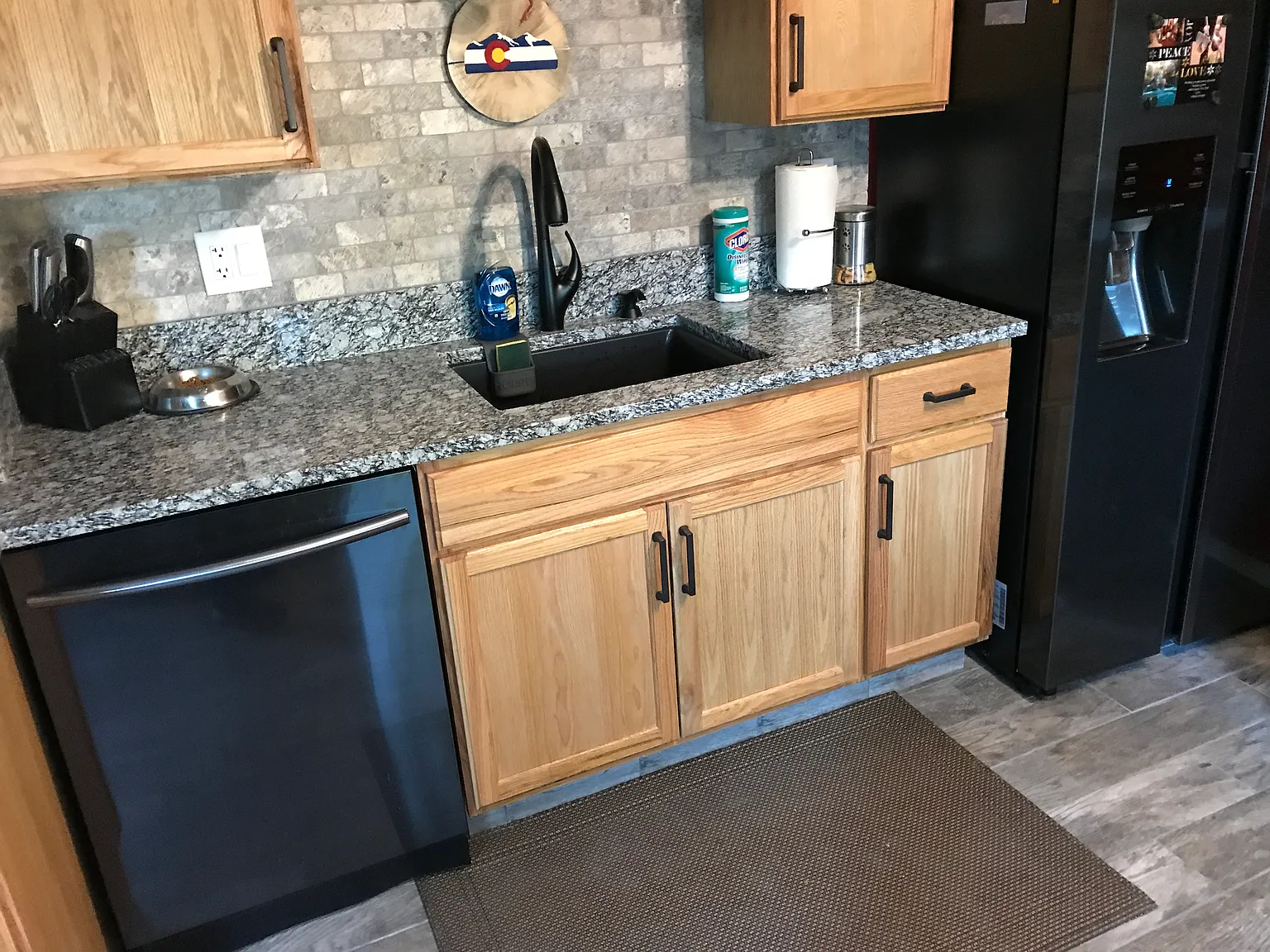 2 bed, 950 sqft, $1,800 — Photo 1