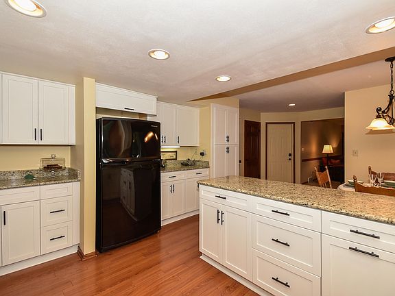 3rd image of 13605 W Wilbur Dr