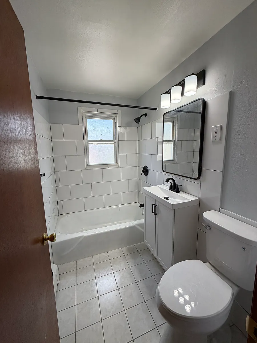 Building Photo - 77 Gould Dr #2