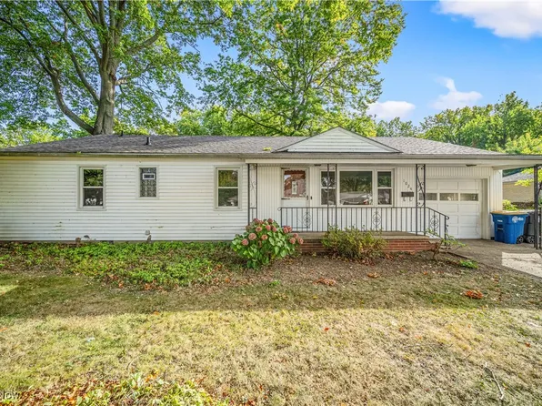 1024 Norwood Dr, Ashtabula, OH 44004