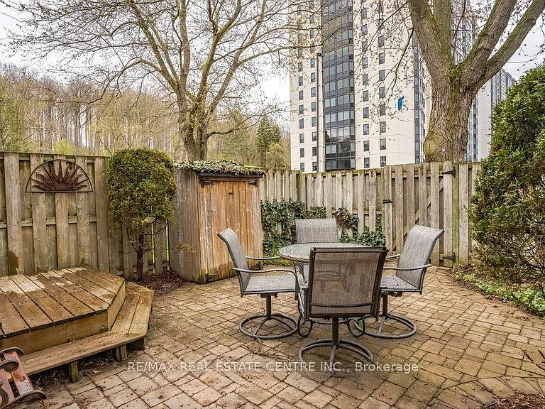 15 Green Valley Dr #29 — Photo 19