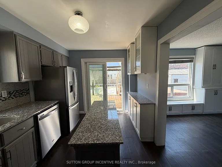 90 Moon Dr — Photo 11