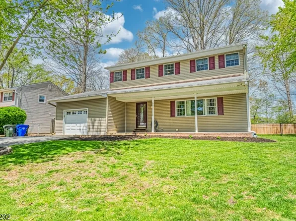 31 Hillery Dr, Mount Olive Twp., NJ 07836