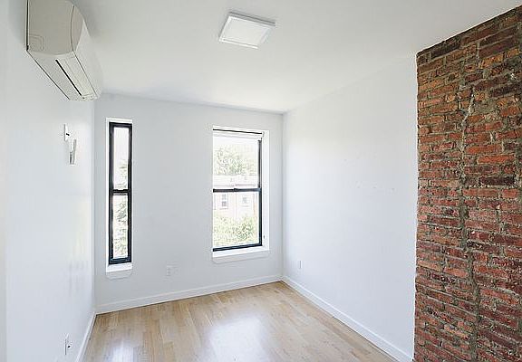 5th image of 481 Hancock St #3