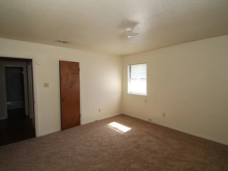 309B Margaret Lee St — Photo 9