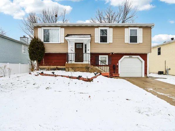 1845 Walden Cir, Aurora, IL 60506