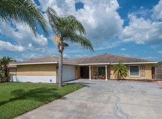 6517 Solitaire Palm Way, Apollo Beach, FL 33572