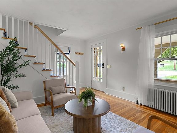 5th image of 30 Ledge Rd