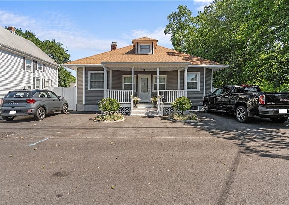 1st image of 30 Ide Ave
