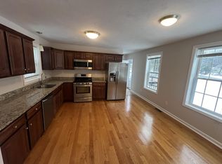 265 Dunstable Rd #2, Tyngsboro, MA 01879