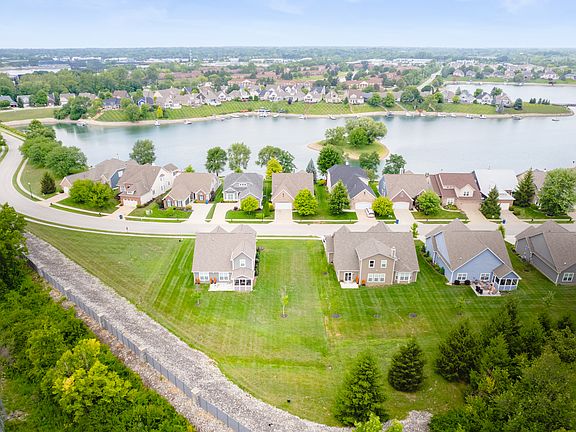 4th image of 8847 Crystal River Dr