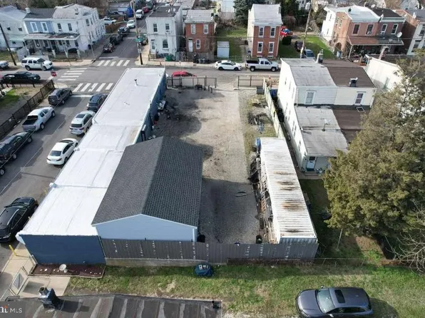 4625 Ditman St, Philadelphia, PA 19124