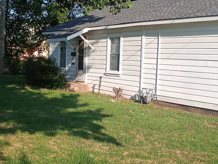 W Shady Grove Rd — Photo 1