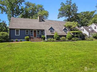 386 Franklin Rd, North Brunswick, NJ 08902