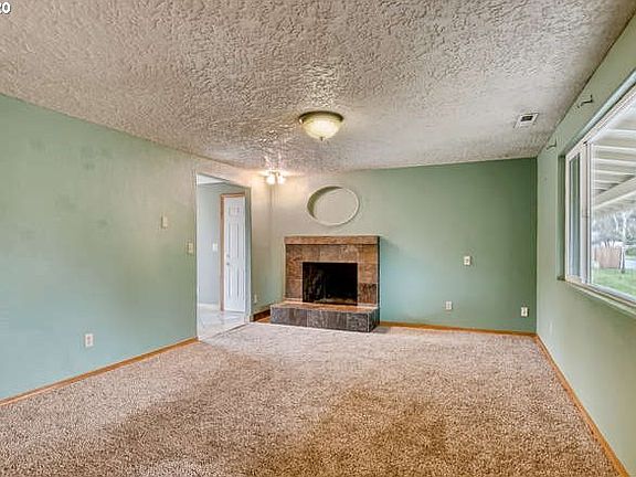 4th image of 9217 NE 23rd Ave