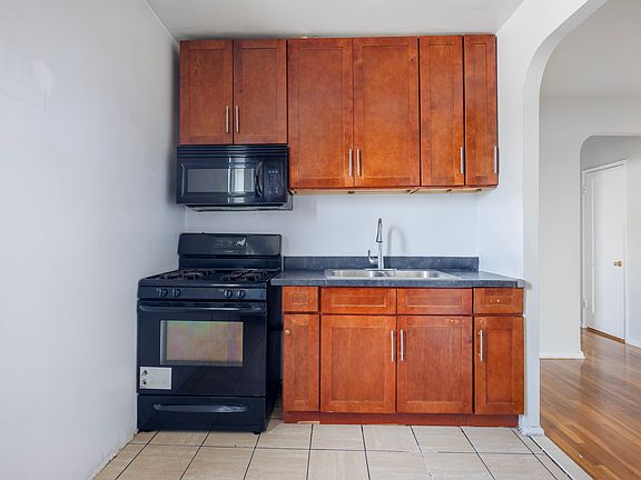 3rd image of 1350 Ocean Pkwy APT 5F