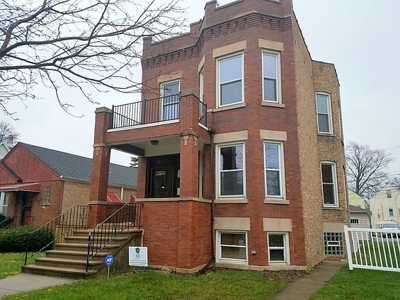 3rd image of 1337 Oak Park Ave APT 2