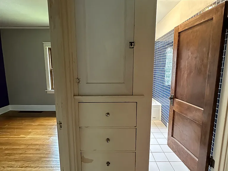 124 N London Ave — Photo 33