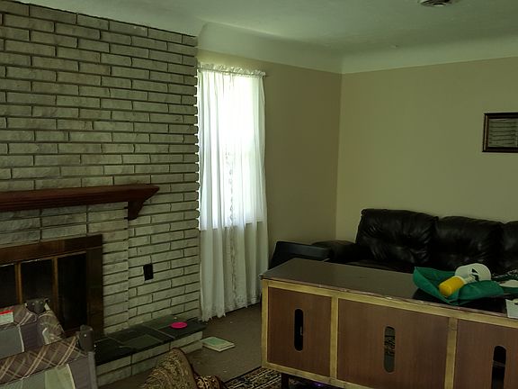 5th image of 20836 Whitlock St