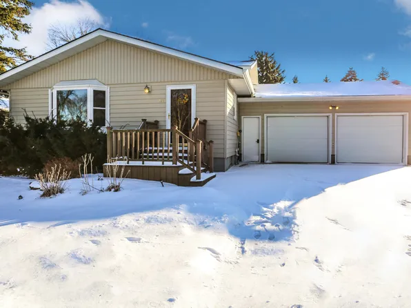 816 22nd Ave NE, Aberdeen City, SD 57401