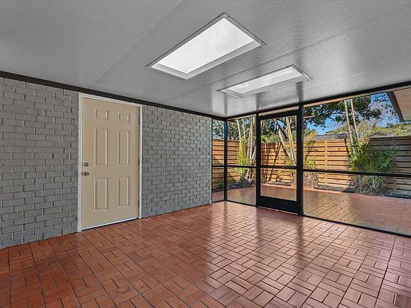 5th image of 1124 11th Terrace