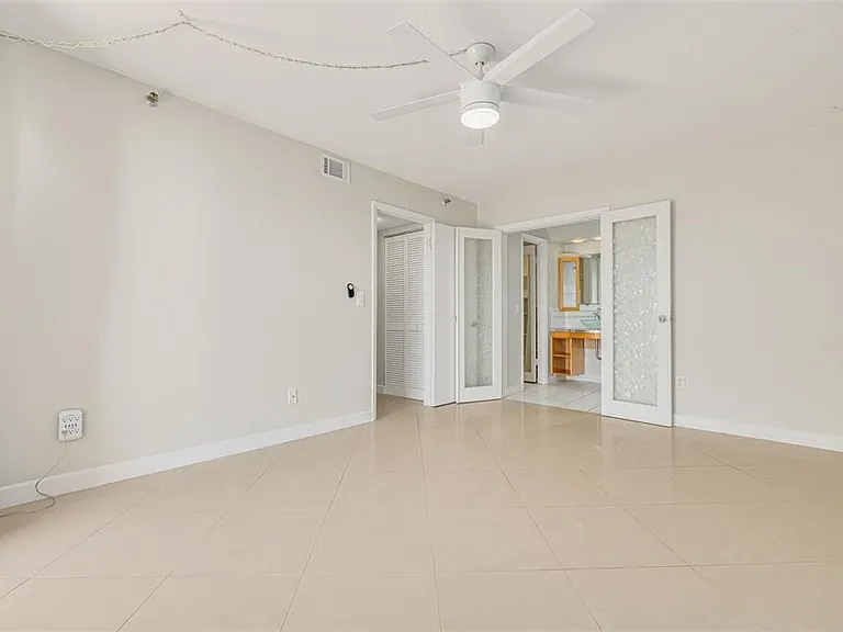 7432 Sunshine Skyway Ln S #704 — Photo 17
