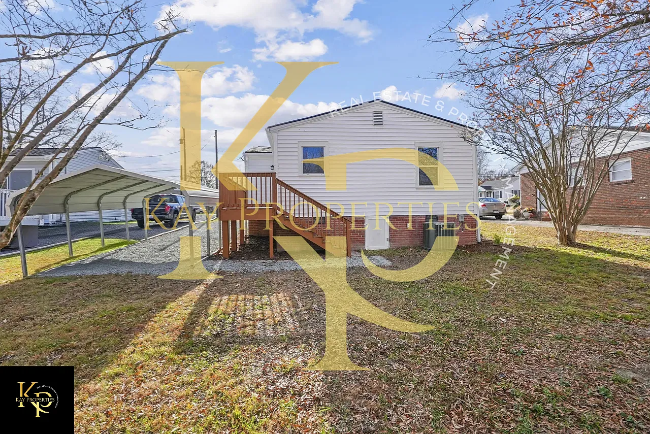 2 bed, 784 sqft, $1,600 — Photo 4