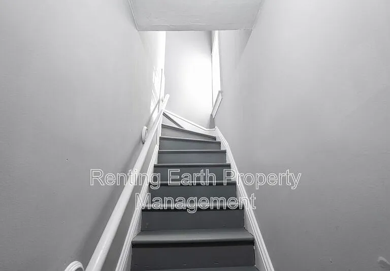 3868 Meramec St #2F — Photo 9