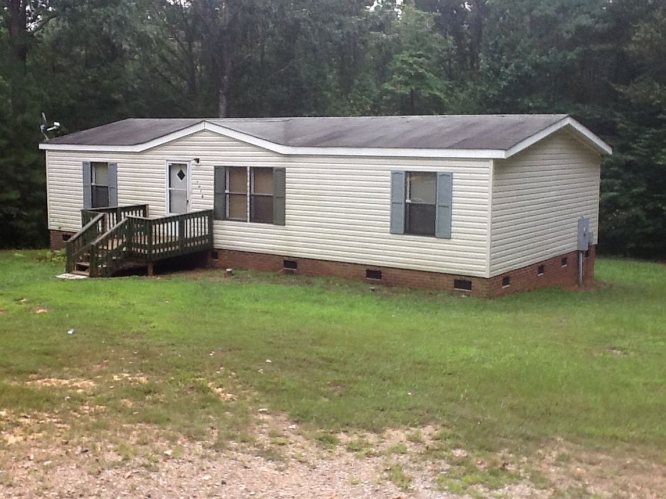 1st image of 4018 Richard Ln