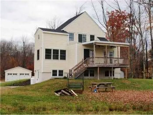 44 Brentwood Rd, Windham, ME 04062