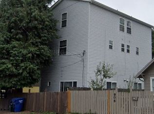 910 SW Kenyon St #3473221, Seattle, WA 98106