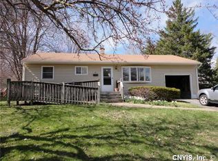 49 Wexford Rd, Syracuse, NY 13214