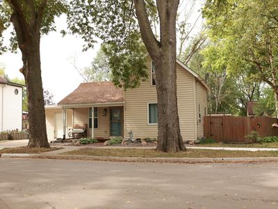 216 Mertens St N, Jordan, MN, 55352