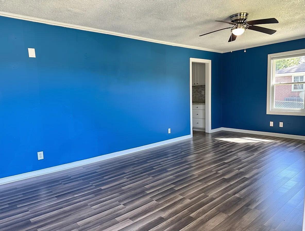 3 bed, 1.0 bath, 1050 sqft, $1,250 — Photo 3