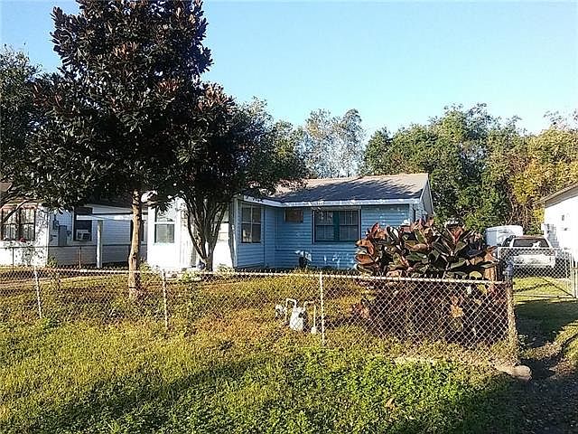 1st image of 1525 Elizardi Blvd