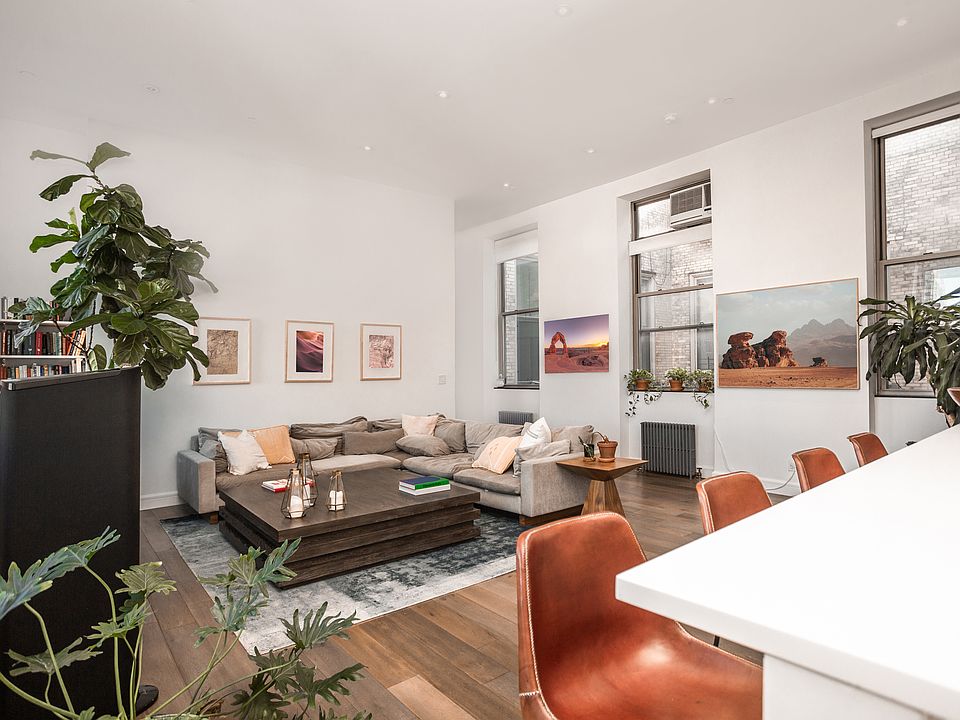 1st image of 130 Orchard St APT 44