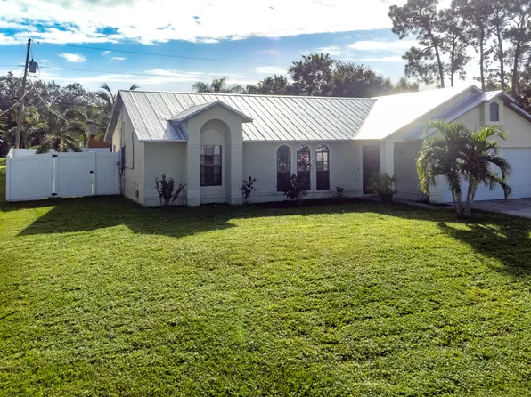3555 SW Masilunas Street, Port St Lucie, FL 34953
