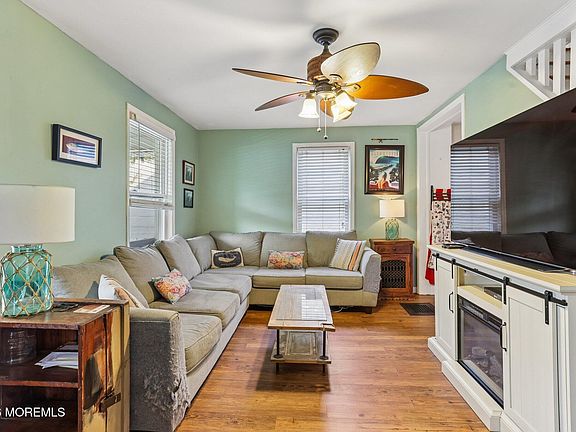 4th image of 614 Newark Avenue