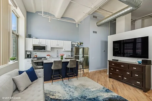 500 S Clinton St #801 — Photo 6