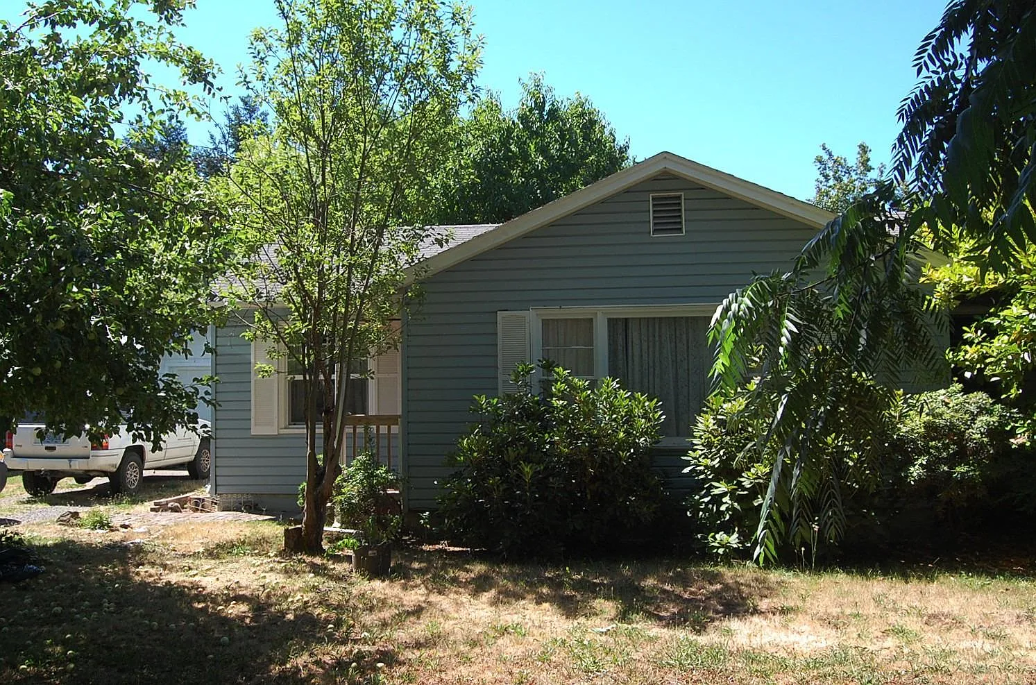 1381 Fruitdale Dr photo 1