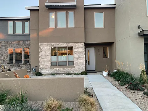4343 E Parkcenter Blvd Photo 1