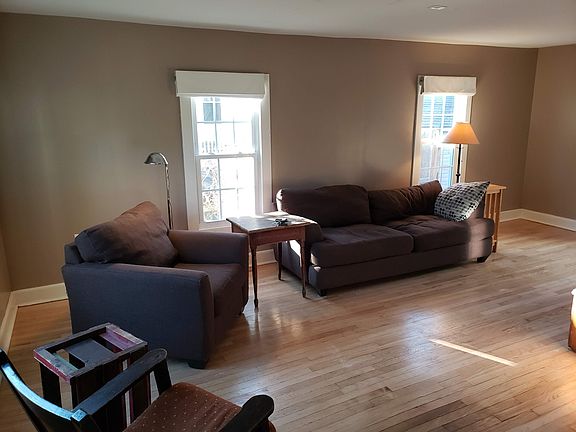 4th image of 35 Jackson St #1