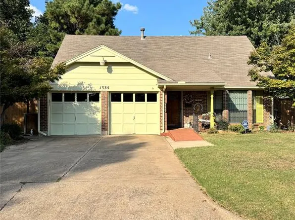 1335 Spruce Dr, Norman, OK 73072