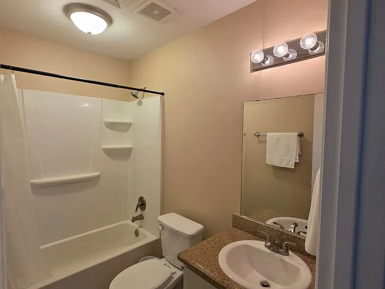 411 Pirul St #4 — Photo 17