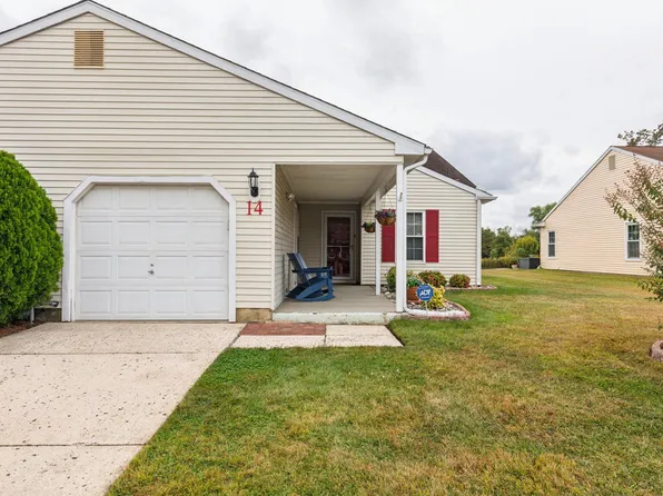 14 W Berwin Way, Mount Laurel, NJ 08054