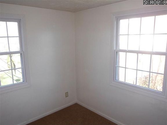 2nd image of 451 Clearview Dr APT A